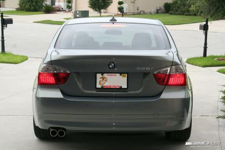 08_328i_Rear_Clear_LED.jpg