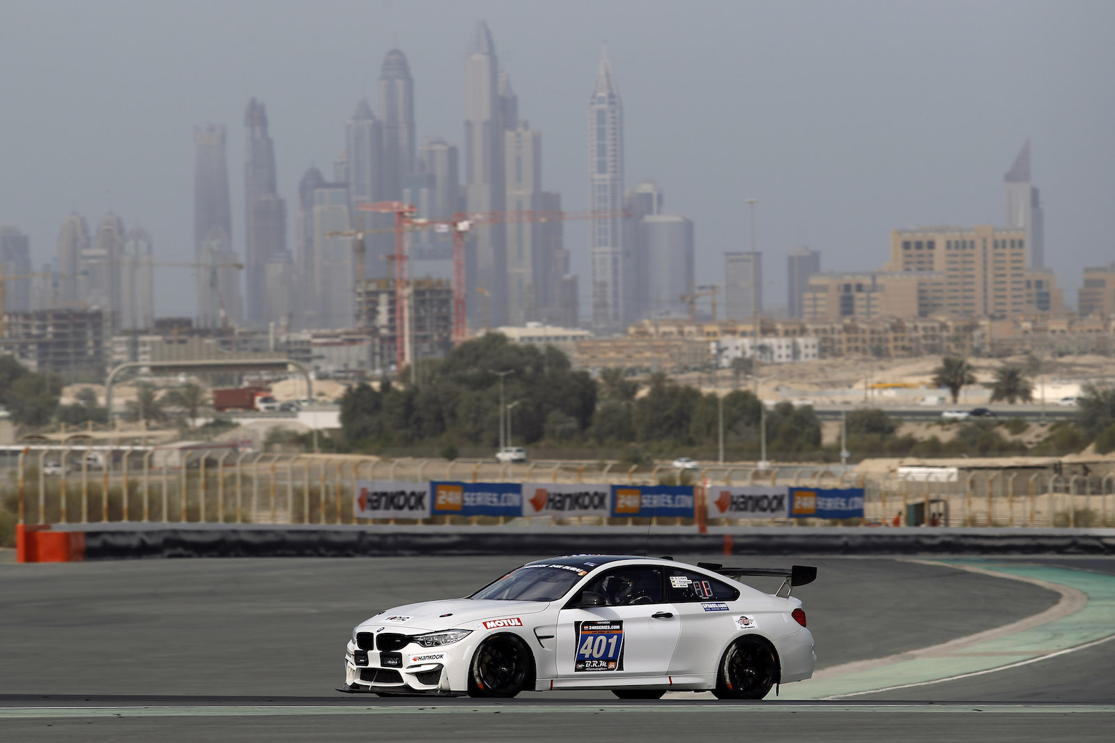 Name:  P90246482_highRes_dubai-uea-12-14-01-2.jpg
Views: 13850
Size:  211.5 KB