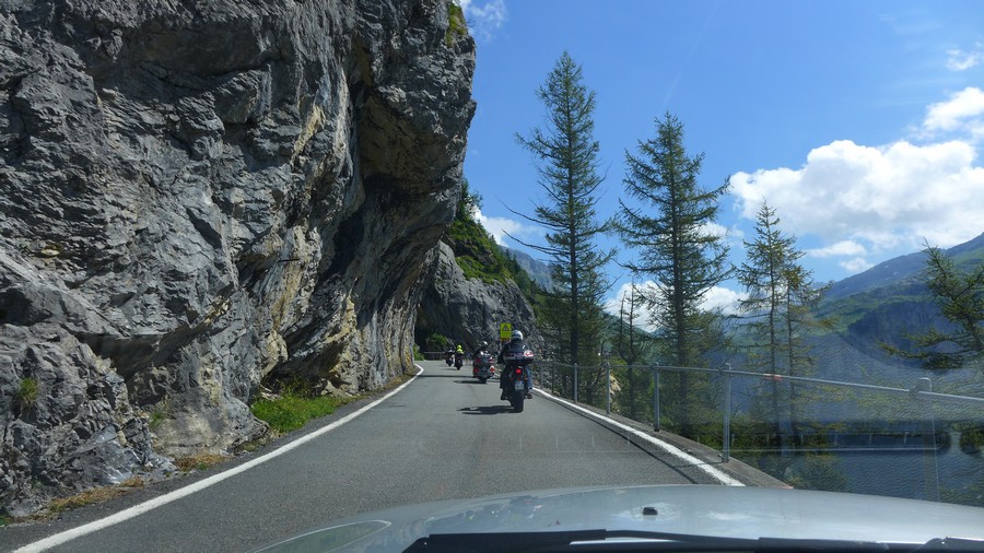 Name:  Furka Pass  P1080556.jpg
Views: 5152
Size:  189.9 KB