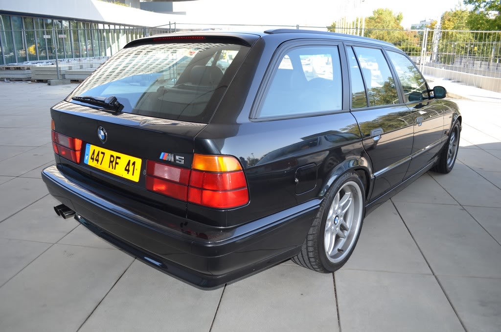 Name:  e34 M5 bonhams auction  DSC_0086.jpg
Views: 15297
Size:  120.5 KB