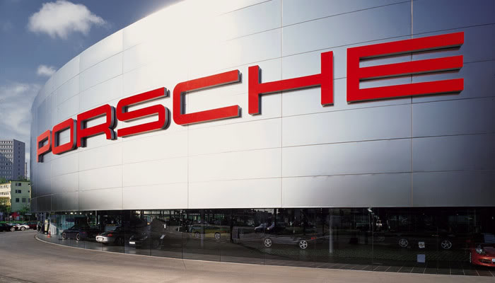 Name:  Porsche_Zentrum_7.jpg
Views: 4944
Size:  44.0 KB