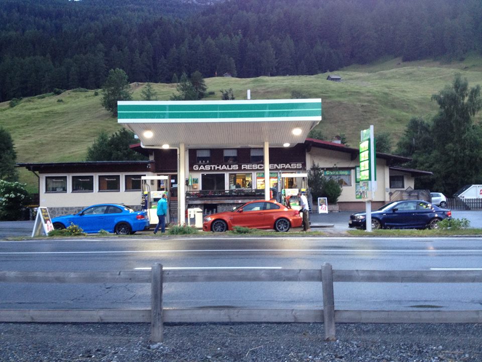 Name:  Stelvio getting fuel.jpg
Views: 1067
Size:  132.9 KB