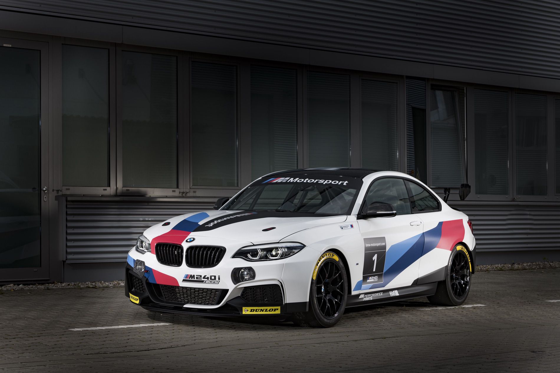 Name:  BMW-M240i-Racing-Car-04.jpg
Views: 11178
Size:  236.9 KB