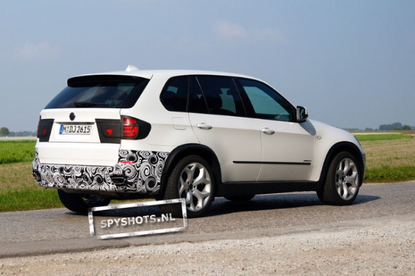 Name:  BMW-X5-Facelift-014_0992821159.jpg
Views: 4854
Size:  161.6 KB