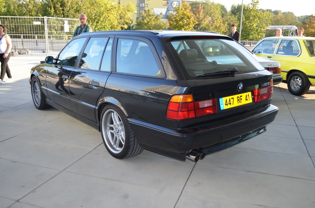 Name:  e34 M5 bonhams auction  DSC_0715.jpg
Views: 13553
Size:  132.6 KB