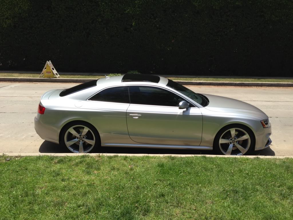 Name:  Silver Audi RS5 1.jpg
Views: 2672
Size:  165.5 KB