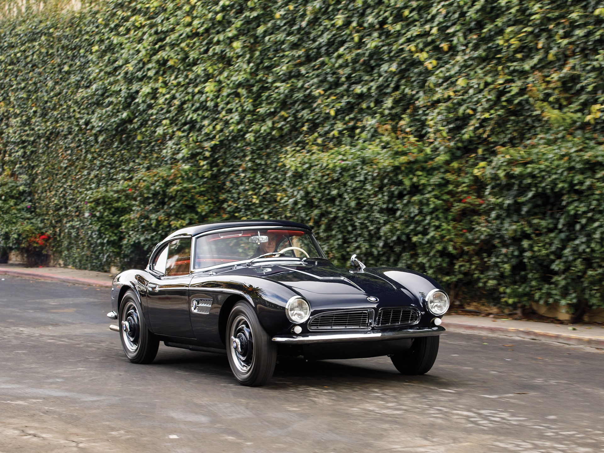 Name:  1958 BMW 507 Roadster S2 70157 RM Arizona 2019-18.jpg
Views: 3770
Size:  720.3 KB