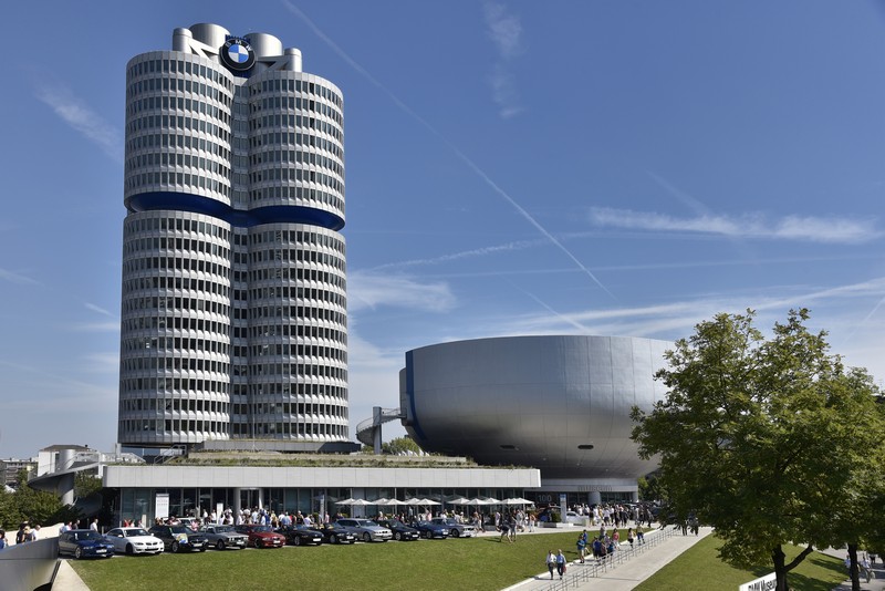 Name:  P90232760_highRes_bmw-museum-100-maste.jpg
Views: 3639
Size:  125.5 KB