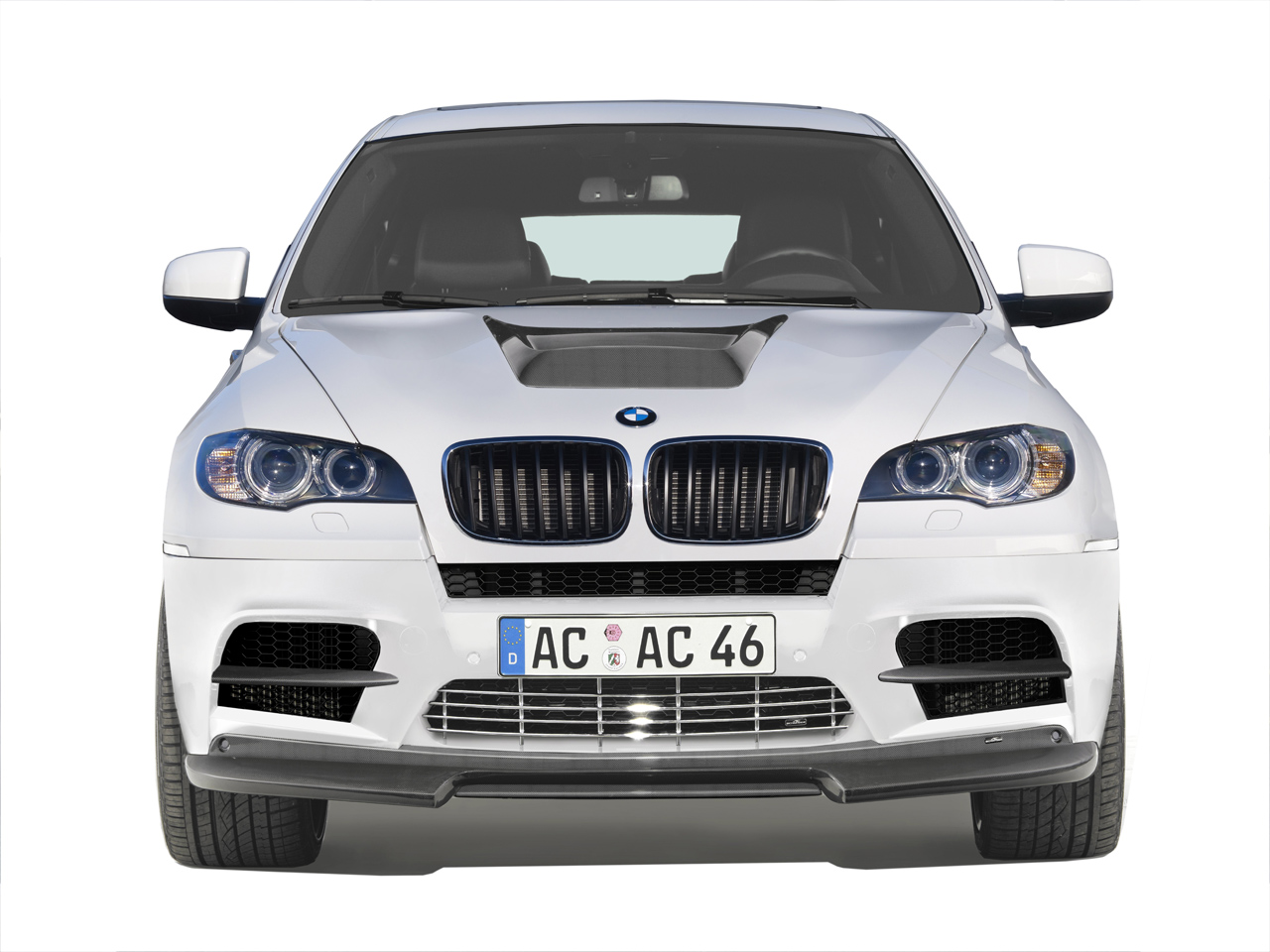 Name:  Weiss_frontal_Motorhutze_Grill_Frontspoiler_300.jpg
Views: 3100
Size:  343.9 KB