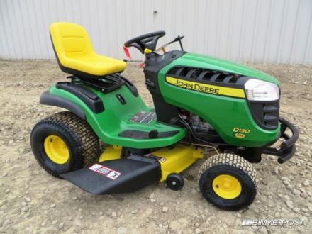 John-Deere-D130.jpg